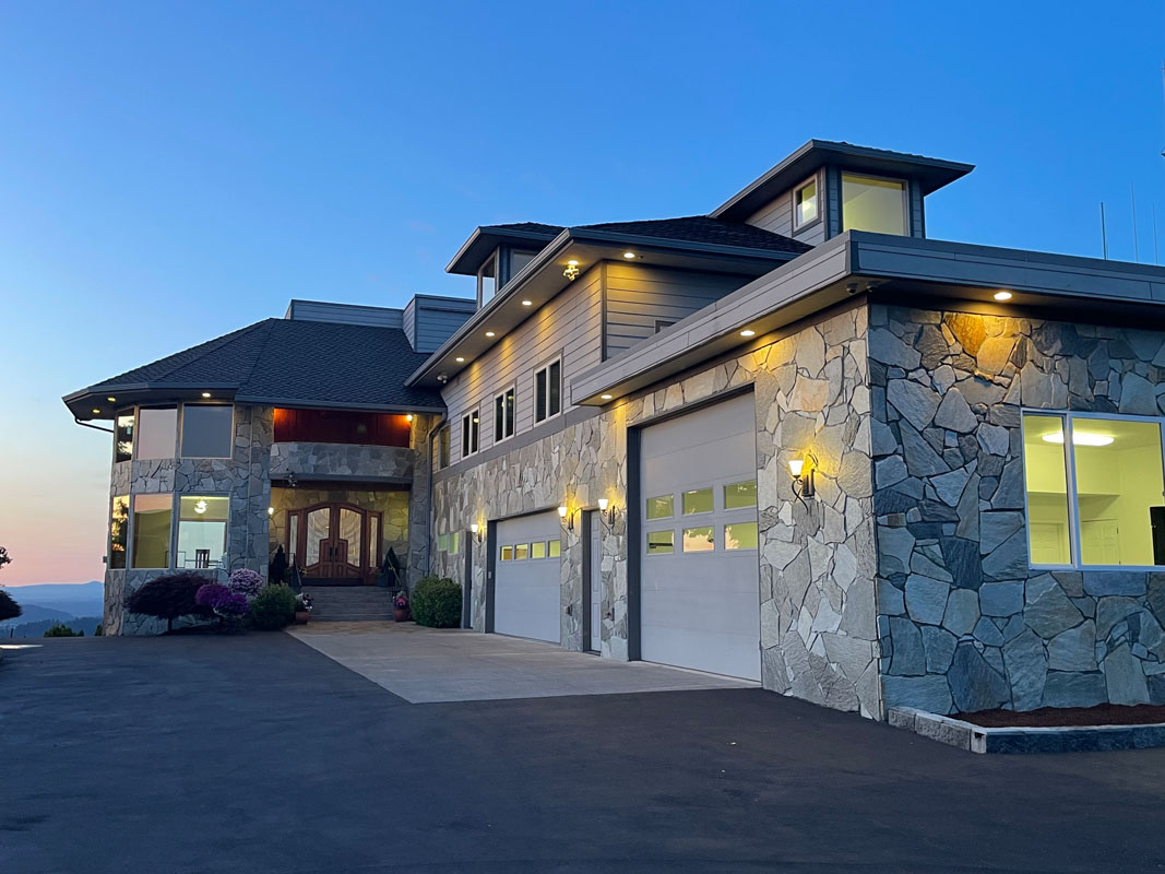 Extraordinary Luxury Estate in Happy Valley, Oregon | Mt. Scott Views, Ballroom, Theater & ADU